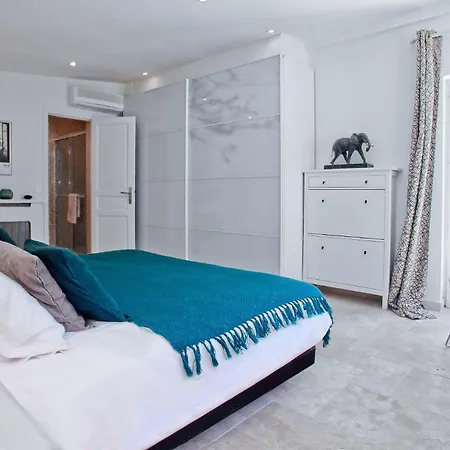 Appartement Prestige Luxury In Cap D'antibes Overlooking The Sea *